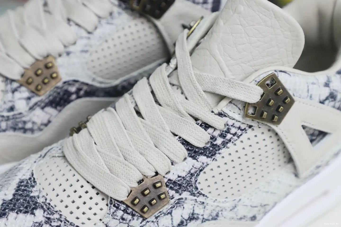 Jordan Air snakeskin Kimikick retro Jordan 4 0718
